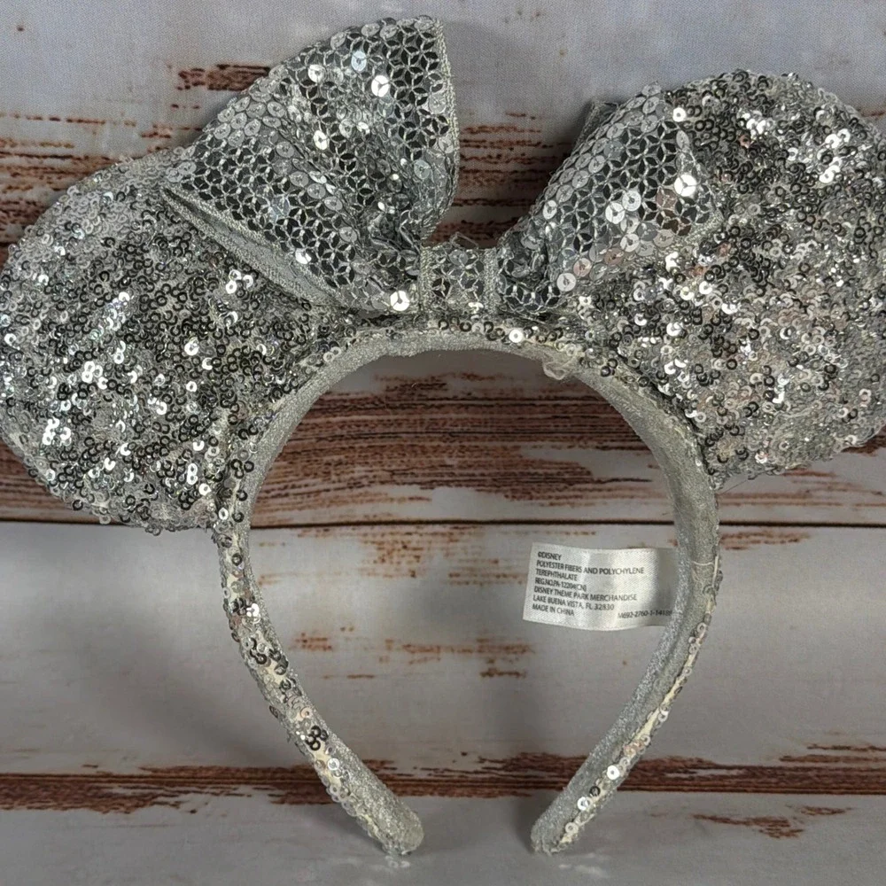 Minnie Mouse Ears Silver Sequin Bow Headband Disney Parks